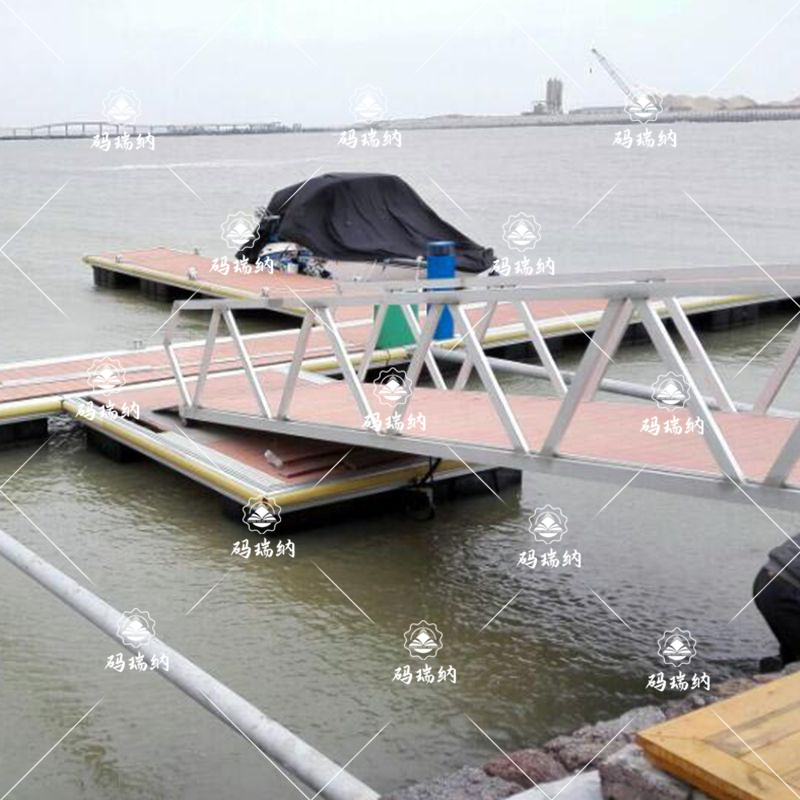 海口香格里拉大酒店浮橋